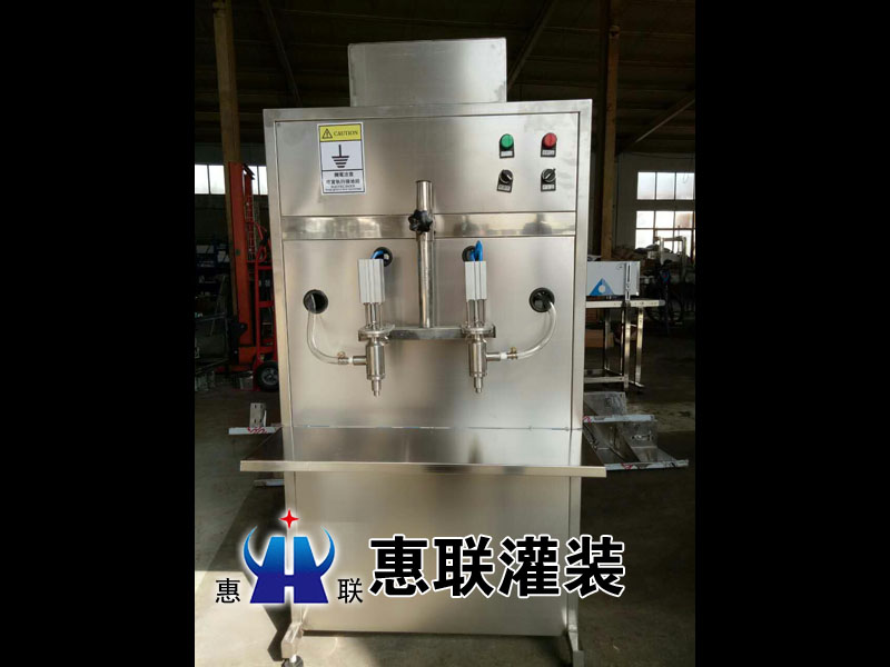 半自動活塞式油類灌裝機(jī)